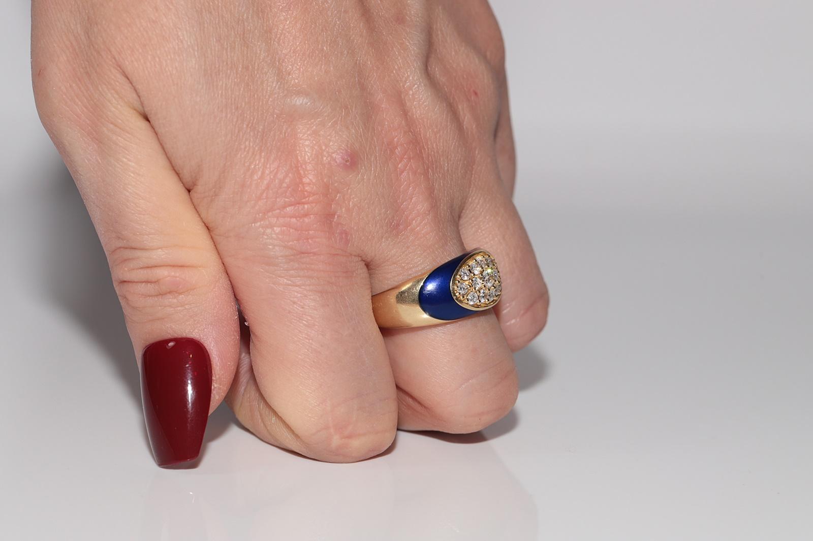 Vintage Circa 1980s 18k Gold Natural Diamond And Enamel Band Ring For Sale 9