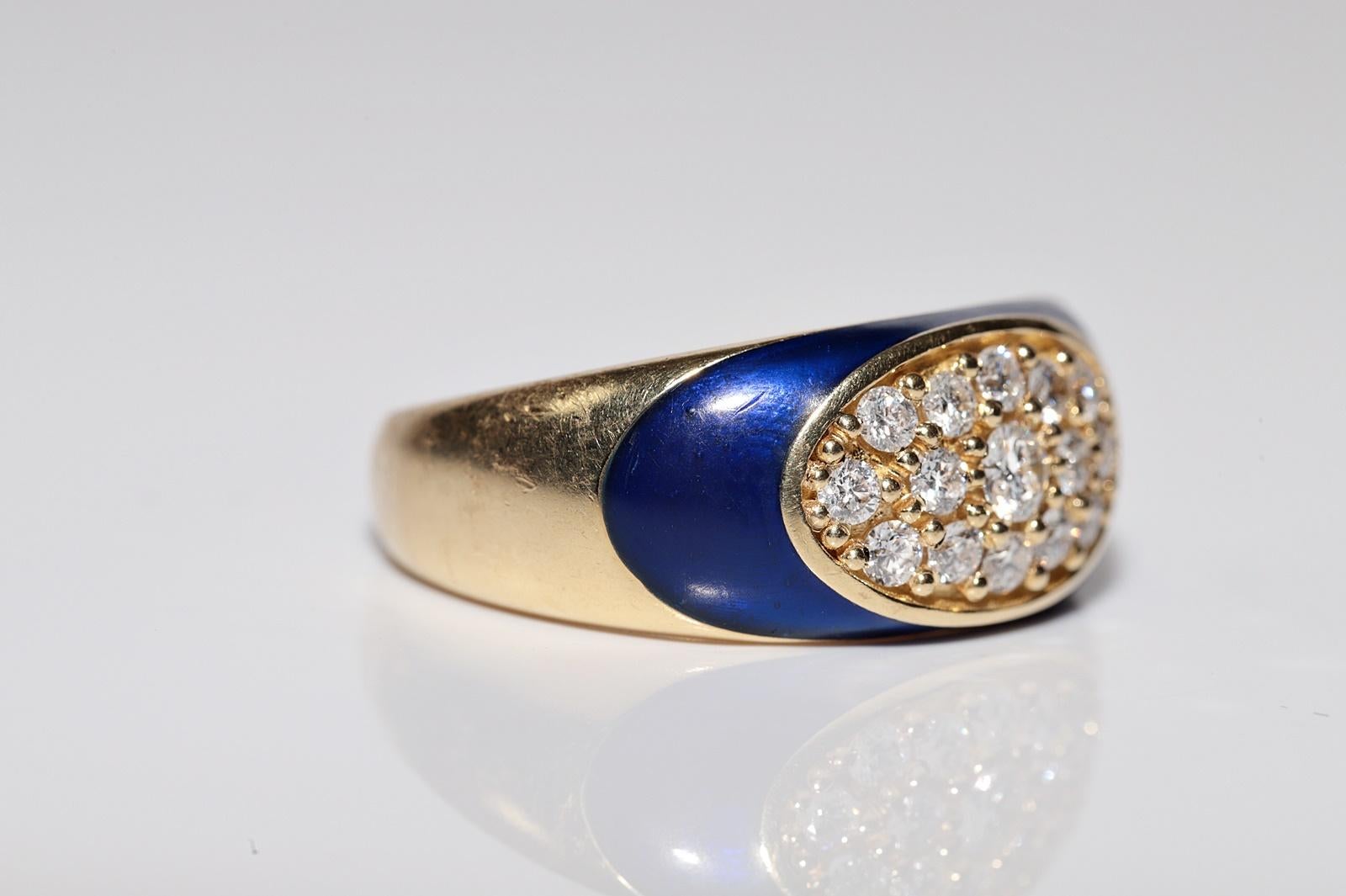 Brilliant Cut Vintage Circa 1980s 18k Gold Natural Diamond And Enamel Band Ring For Sale
