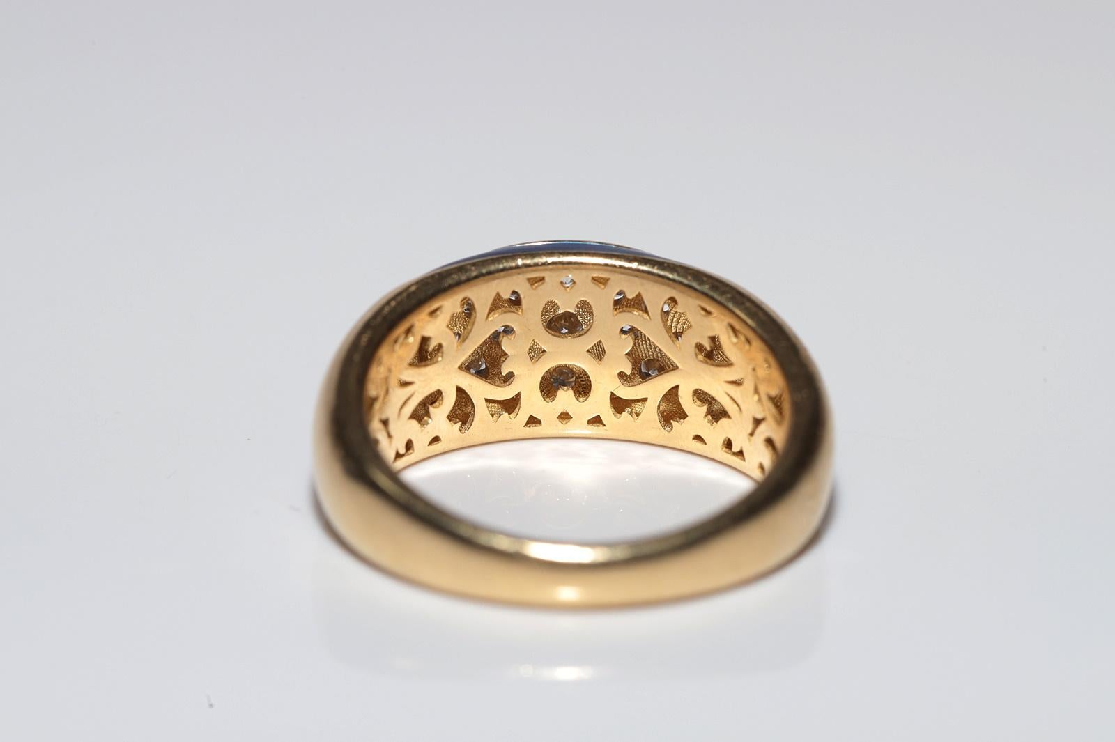 Vintage Circa 1980s 18k Gold Natural Diamond And Enamel Band Ring For Sale 1