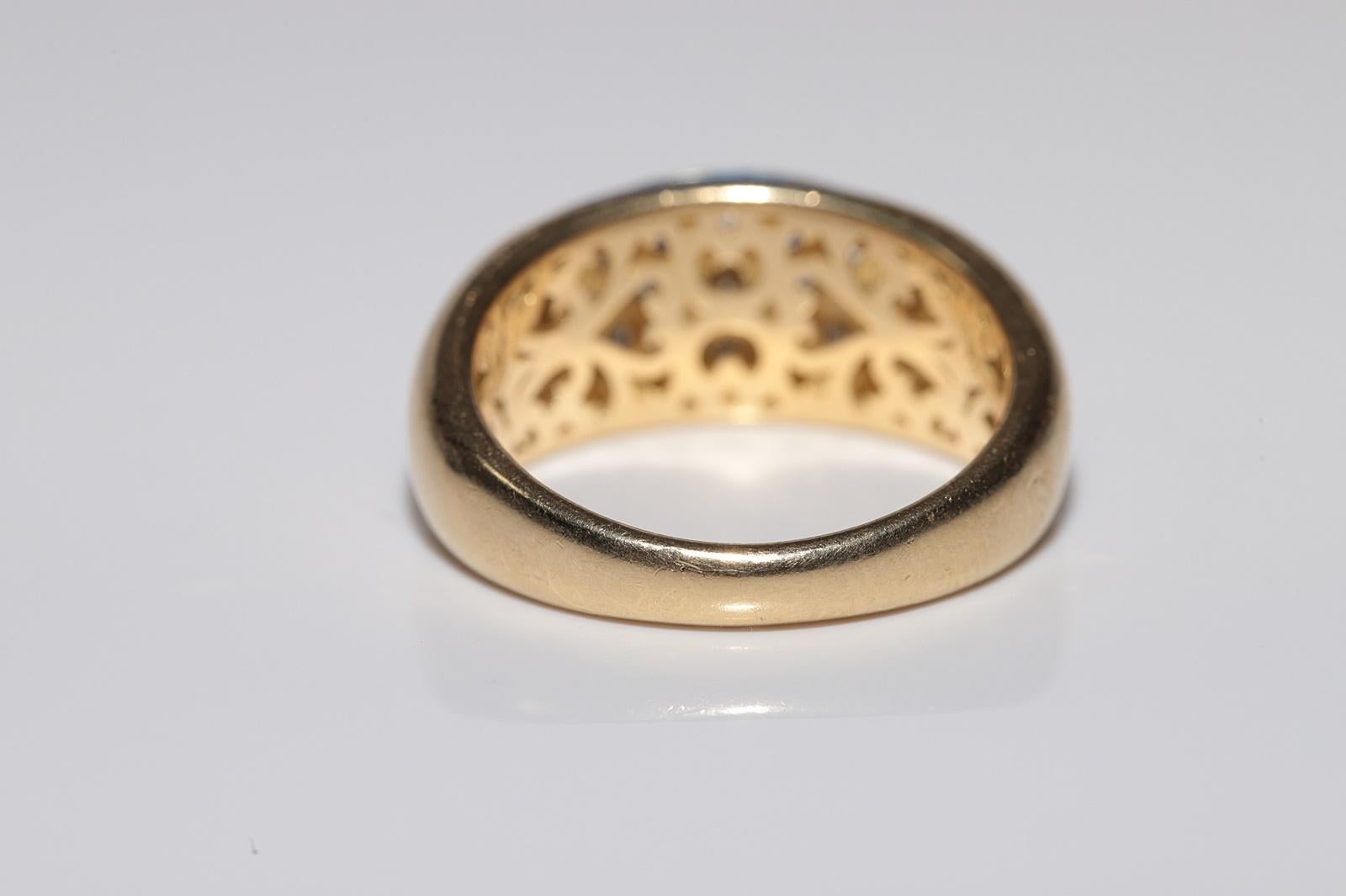 Vintage Circa 1980s 18k Gold Natural Diamond And Enamel Band Ring For Sale 2