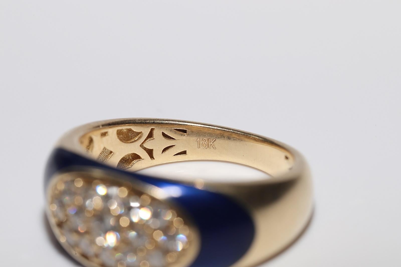 Vintage Circa 1980s 18k Gold Natural Diamond And Enamel Band Ring For Sale 3