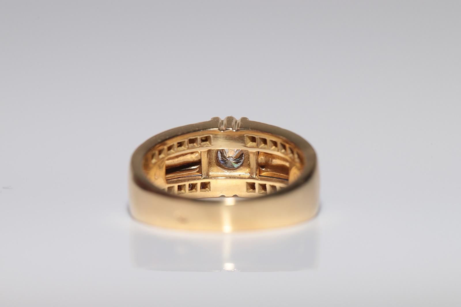 Vintage Circa 1980s 18k Gold Natural Diamond And Enamel Decorated Ring For Sale 1