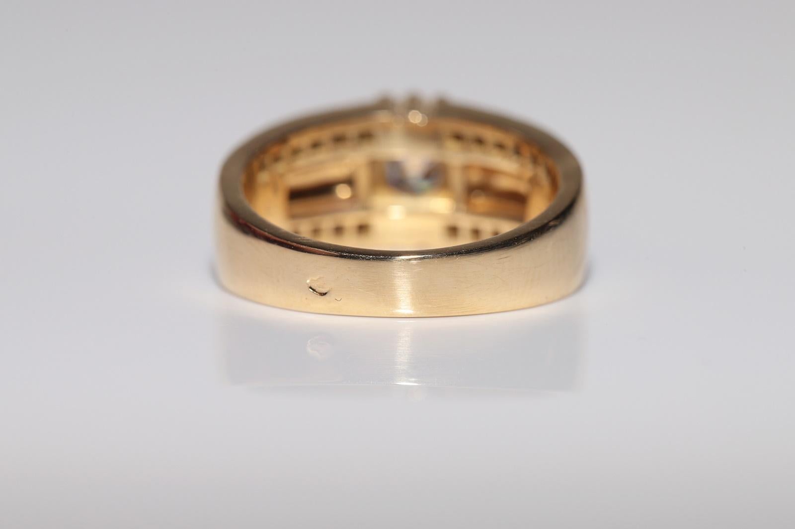 Vintage Circa 1980s 18k Gold Natural Diamond And Enamel Decorated Ring For Sale 2