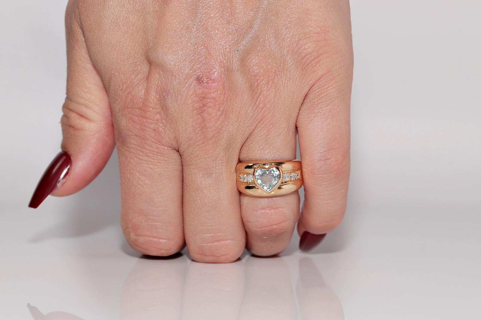 Vintage Circa 1980er Jahre 18k Gold natürlicher Diamant und Herzschliff Aqua Marine Ring im Angebot 10