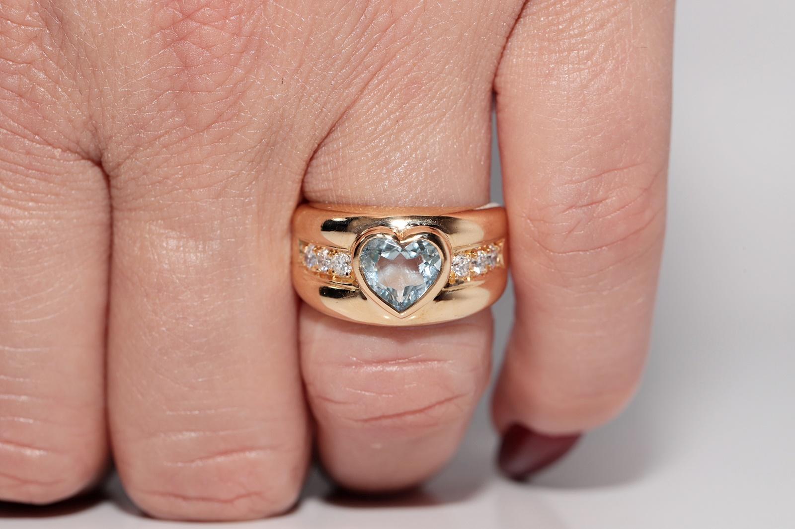 Vintage Circa 1980er Jahre 18k Gold natürlicher Diamant und Herzschliff Aqua Marine Ring im Angebot 11