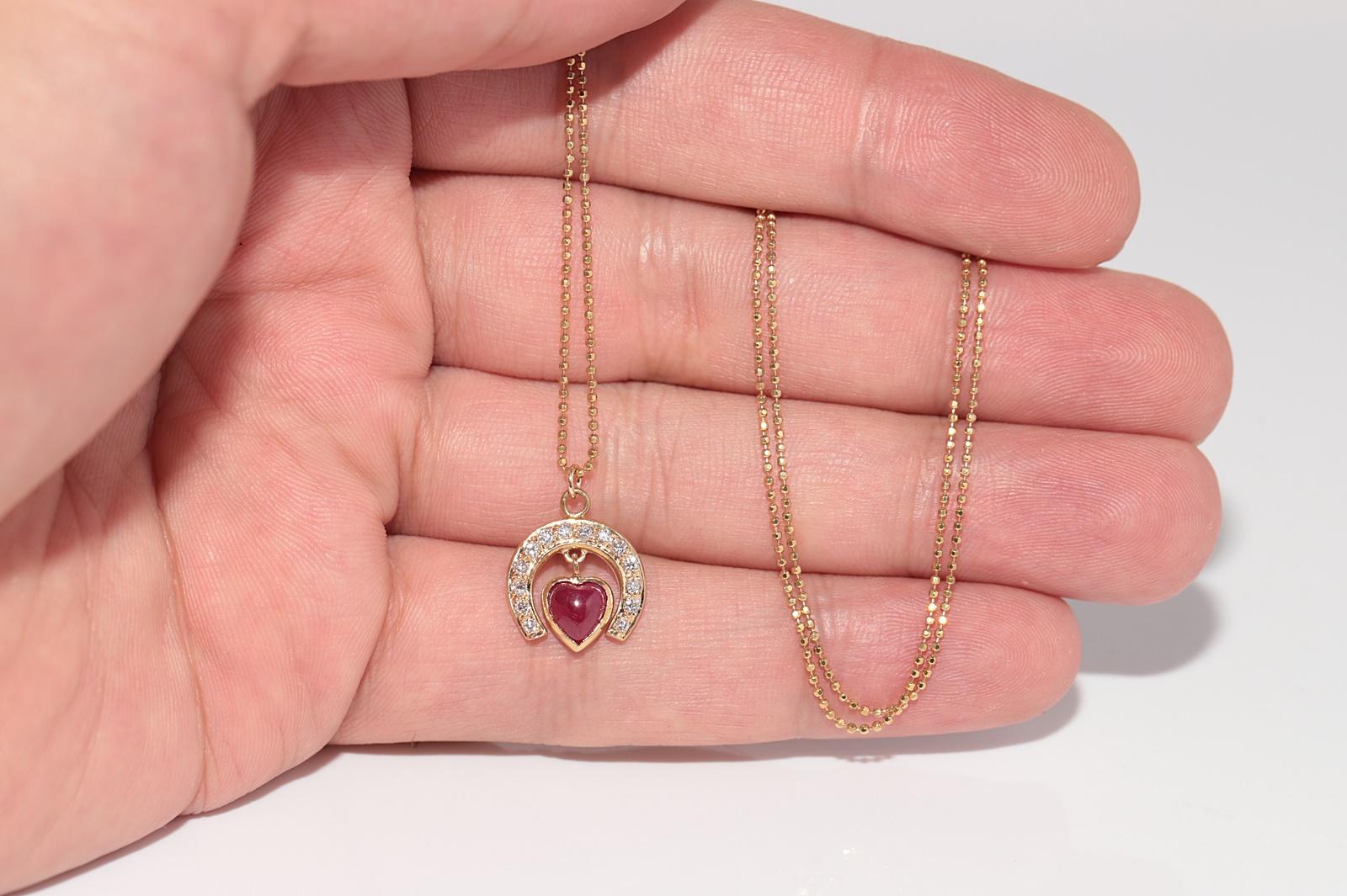 Vintage Circa 1980s 18k Gold Natural Diamond And Heart Cut Ruby Necklace For Sale 4