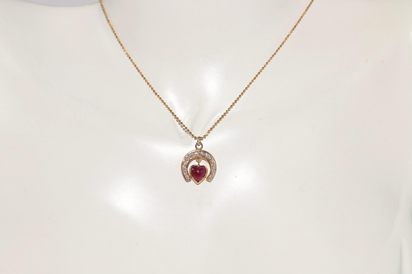 Brilliant Cut Vintage Circa 1980s 18k Gold Natural Diamond And Heart Cut Ruby Necklace For Sale