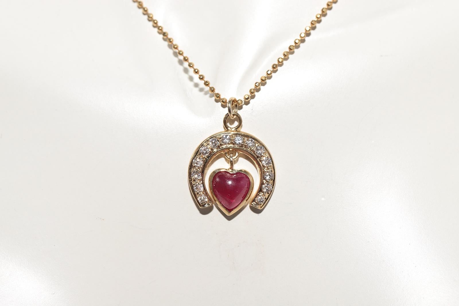 Vintage Circa 1980s 18k Gold Natural Diamond And Heart Cut Ruby Necklace In Good Condition For Sale In Fatih/İstanbul, 34