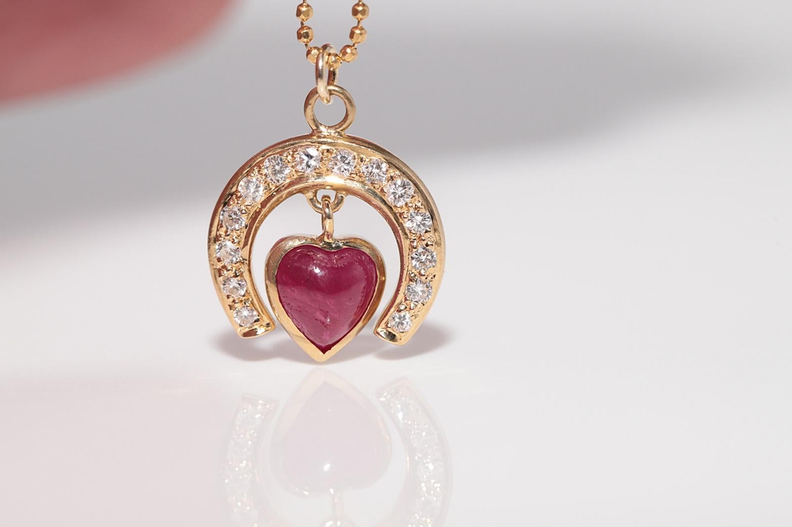 Vintage Circa 1980s 18k Gold Natural Diamond And Heart Cut Ruby Necklace For Sale 2