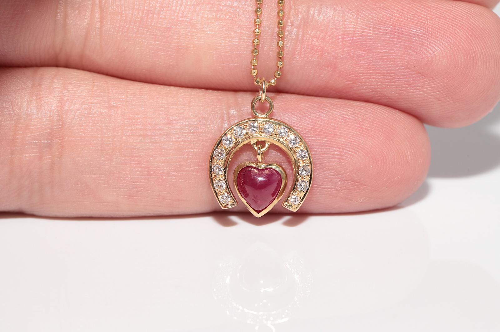 Vintage Circa 1980s 18k Gold Natural Diamond And Heart Cut Ruby Necklace For Sale 3