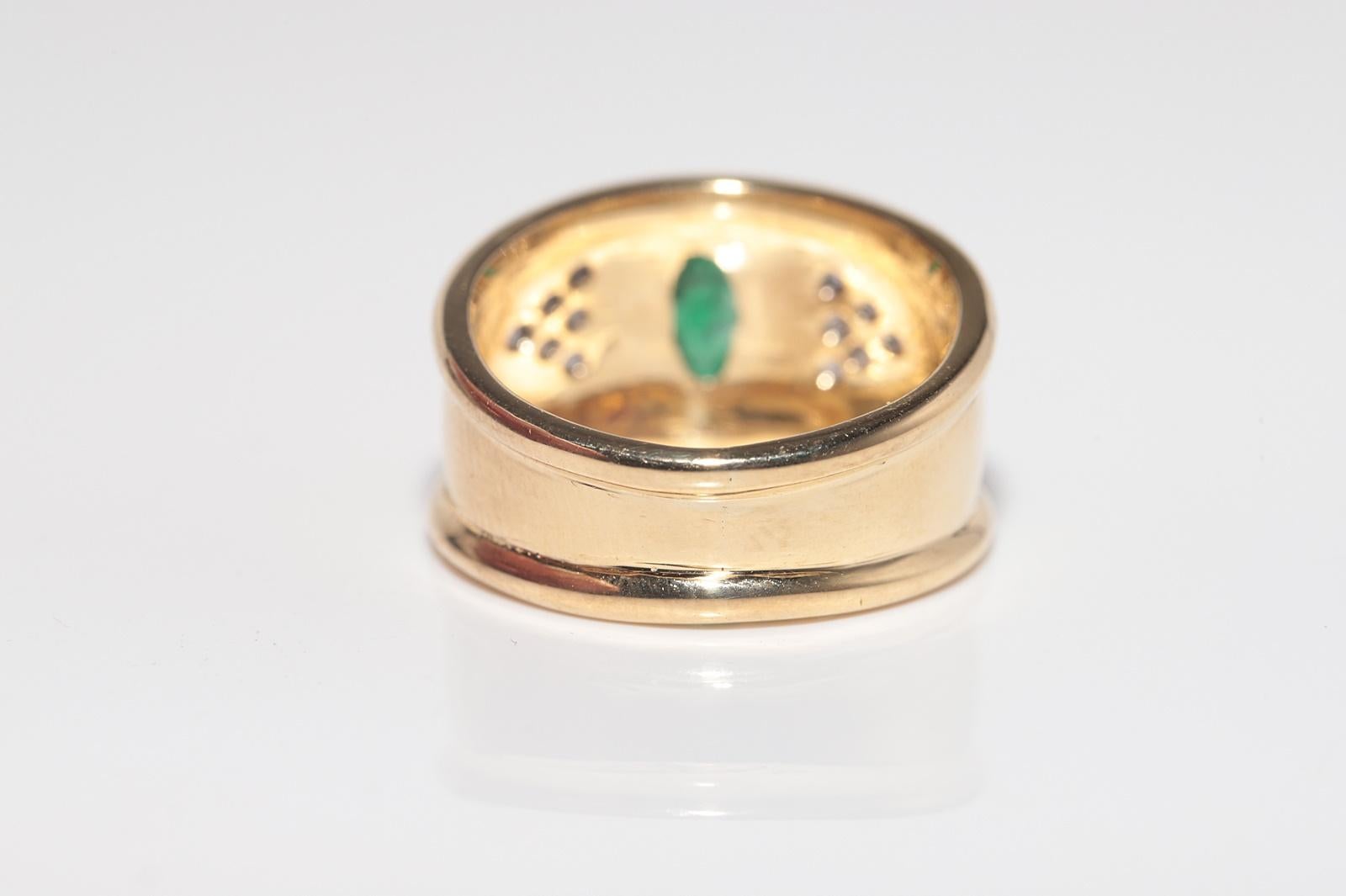 Anello in oro 18k con diamante naturale e smeraldo taglio marquise, vintage, circa anni '80 in vendita 5