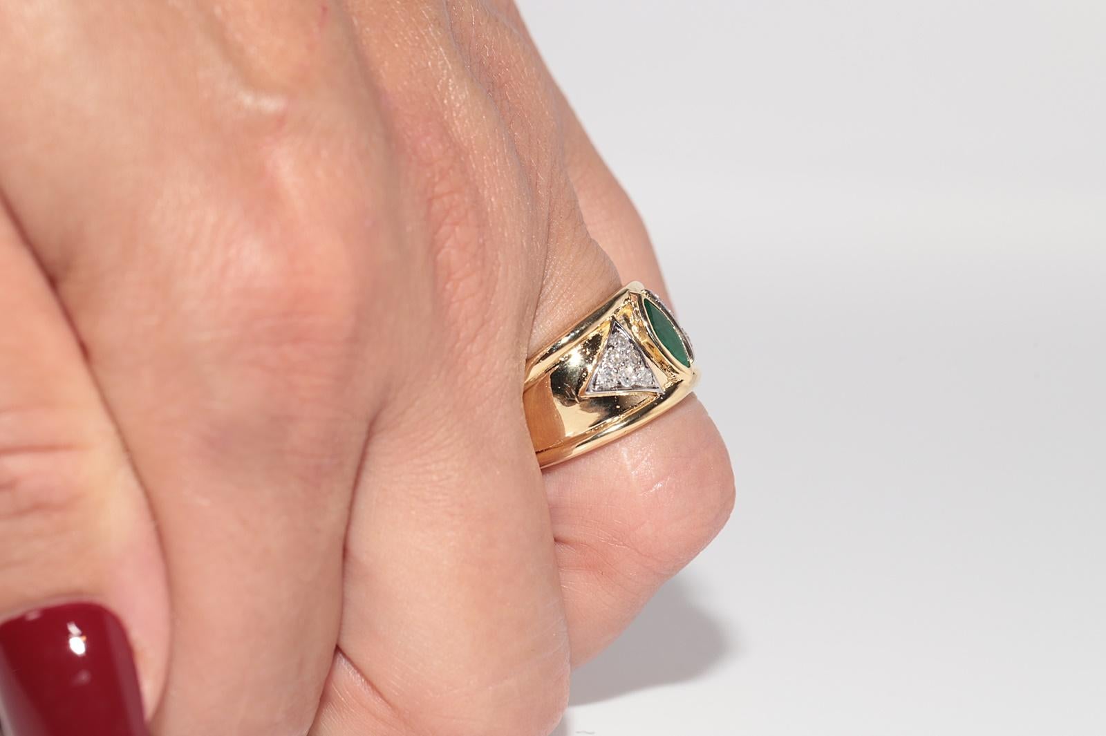Anello in oro 18k con diamante naturale e smeraldo taglio marquise, vintage, circa anni '80 In condizioni buone in vendita a Fatih/İstanbul, 34
