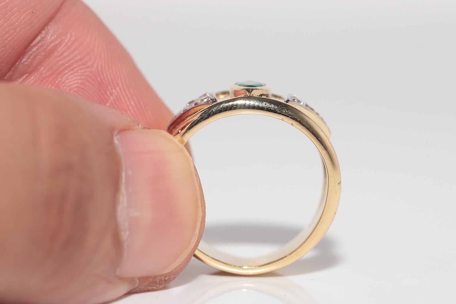 Anello in oro 18k con diamante naturale e smeraldo taglio marquise, vintage, circa anni '80 in vendita 3