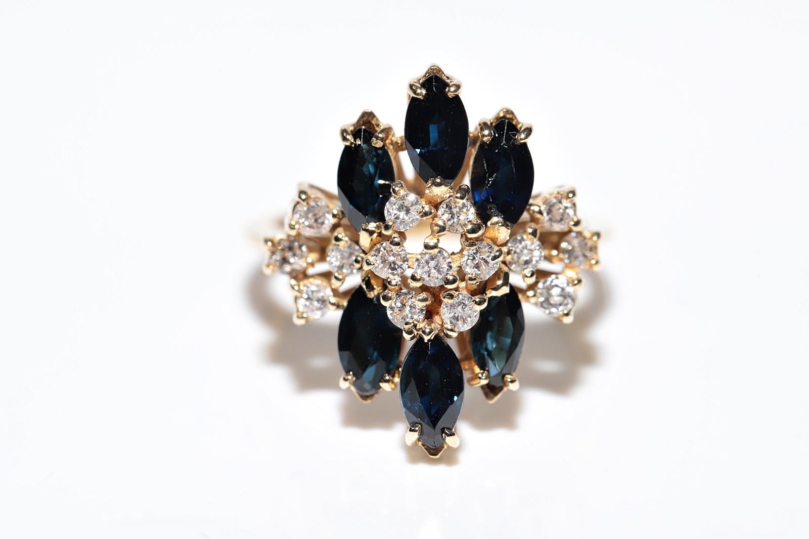 Vintage-Ring aus 18 Karat Gold mit natürlichem Diamanten und Saphiren im Marquise-Schliff, ca. 1980er Jahre (Retro) im Angebot