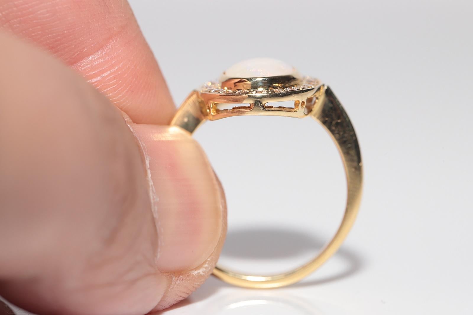 Vintage Circa 1980er Jahre 18k Gold Natürlicher Diamant und Opal Dekorierter Ring im Angebot 6