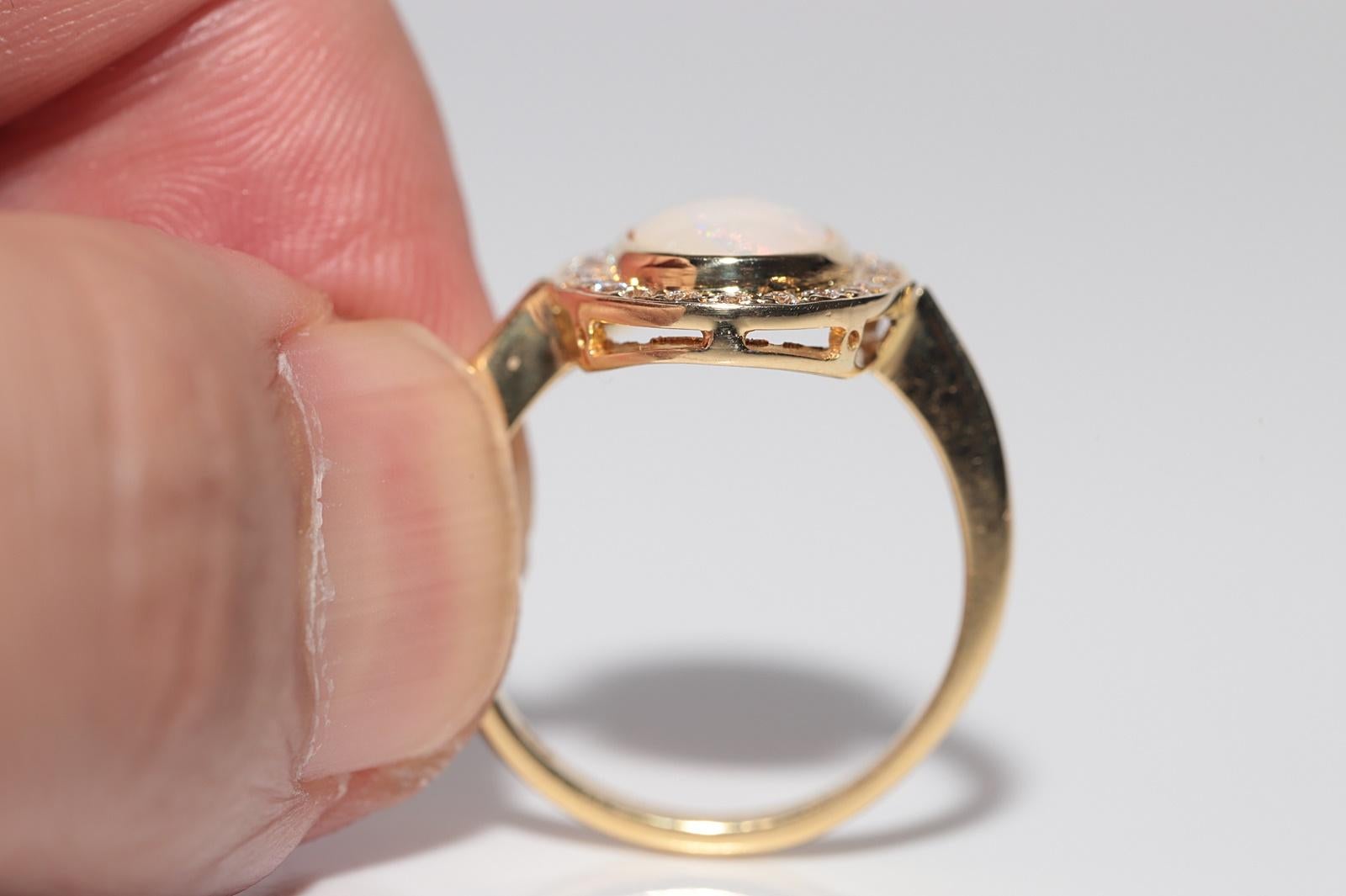 Vintage Circa 1980er Jahre 18k Gold Natürlicher Diamant und Opal Dekorierter Ring im Angebot 9