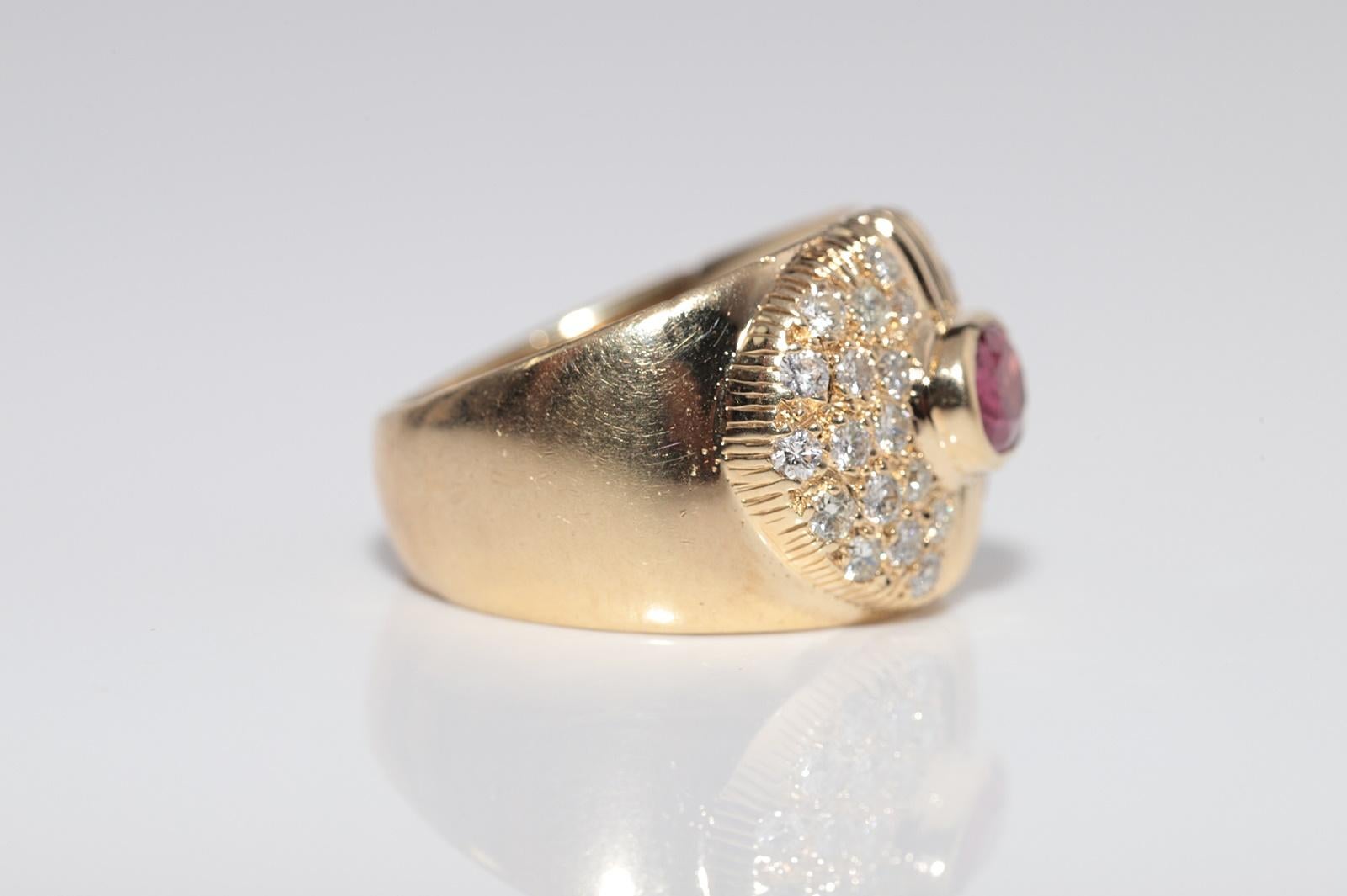Dekorierter Vintage-Ring aus 18 Karat Gold mit natürlichem Diamanten im Ovalschliff und Rubin, ca. 1980er Jahre im Angebot 4