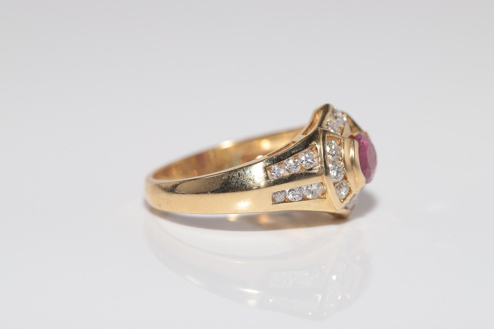 Dekorierter Vintage-Ring aus 18 Karat Gold mit natürlichem Diamanten im Ovalschliff und Rubin, ca. 1980er Jahre im Angebot 5