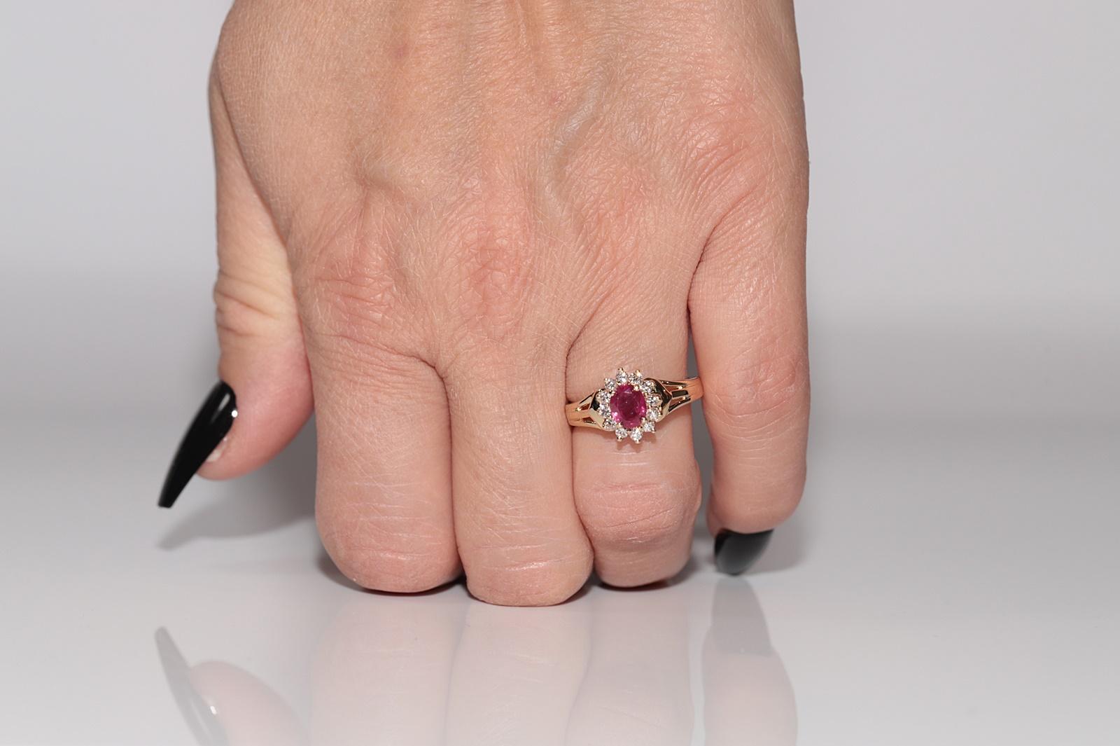 Vintage Circa 1980s 18k Gold Natural Diamond And Oval Cut Ruby Decorated Ring For Sale 9