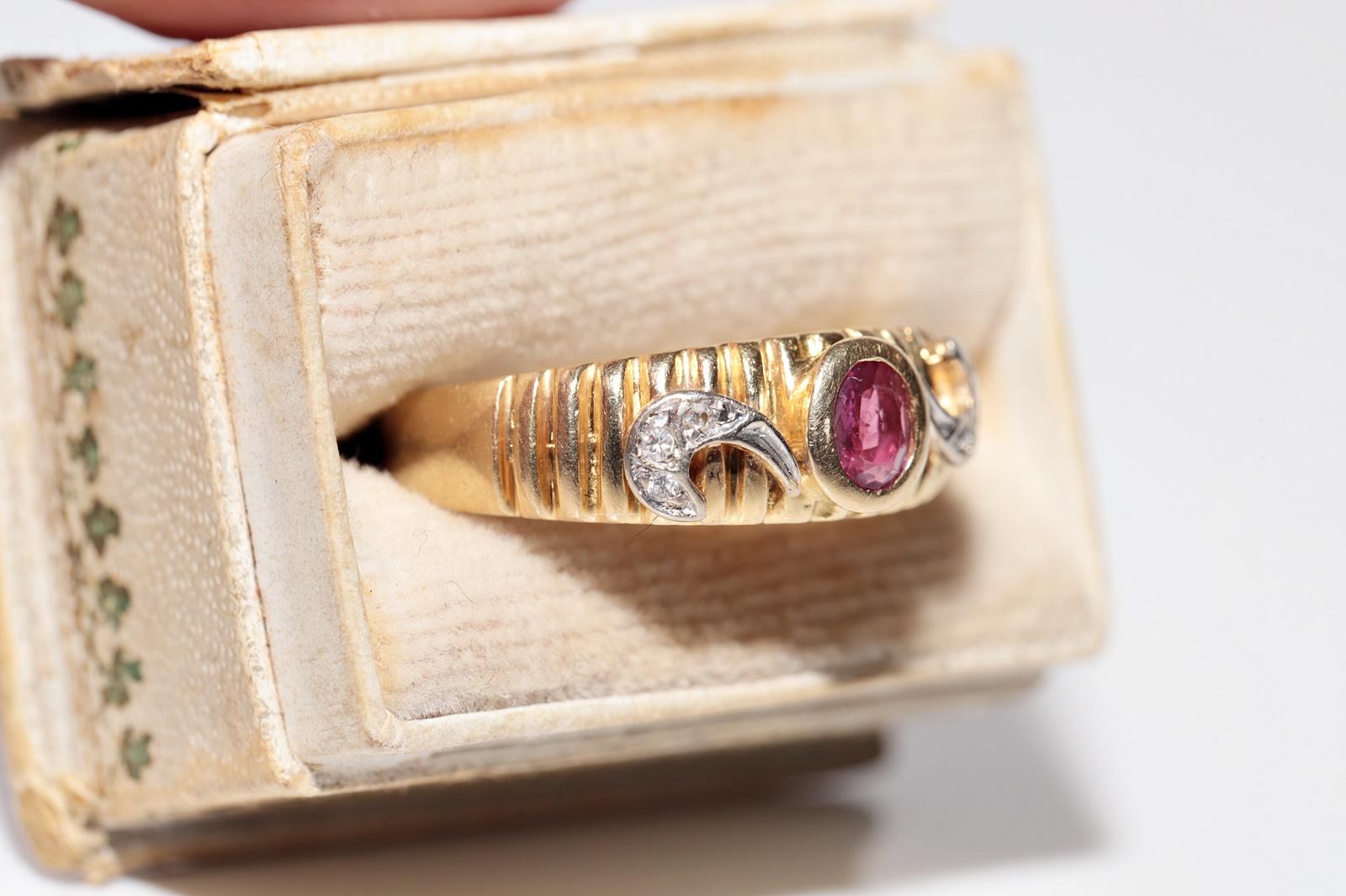 Dekorierter Vintage-Ring aus 18 Karat Gold mit natürlichem Diamanten im Ovalschliff und Rubin, ca. 1980er Jahre im Angebot 1