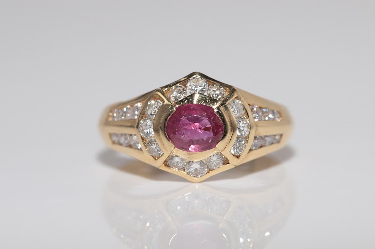 Dekorierter Vintage-Ring aus 18 Karat Gold mit natürlichem Diamanten im Ovalschliff und Rubin, ca. 1980er Jahre im Angebot 2