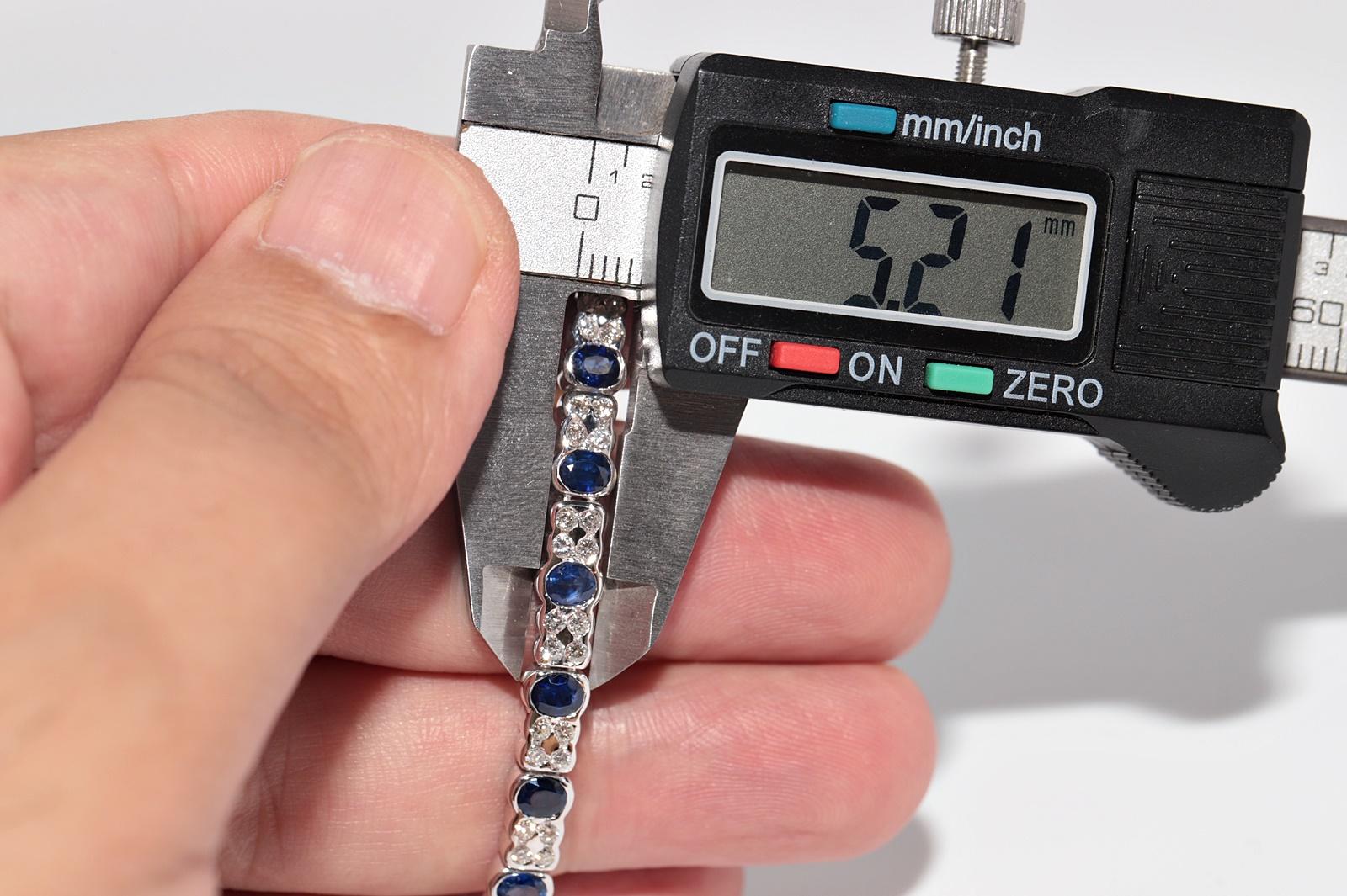 Vintage CIRCA 1980s 18k Gold Natürlicher Diamant und Saphir im Ovalschliff Armband im Angebot 4