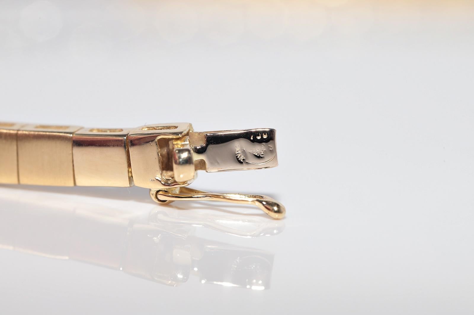 Vintage CIRCA 1980s 18k Gold Natürlicher Diamant und Saphir im Ovalschliff Armband im Angebot 8