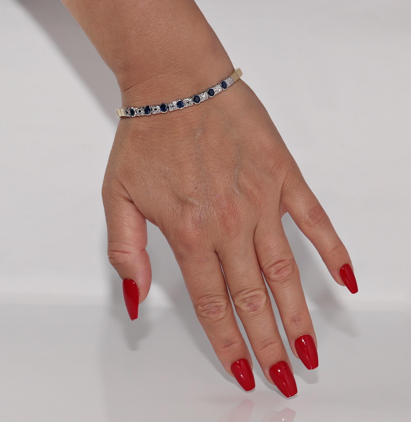 Vintage CIRCA 1980s 18k Gold Natürlicher Diamant und Saphir im Ovalschliff Armband im Angebot 9