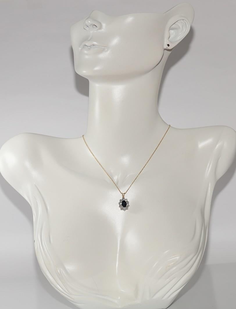 Vintage Circa 1980s 18k Gold Natural Diamond And Oval Cut Sapphire Necklace For Sale 8