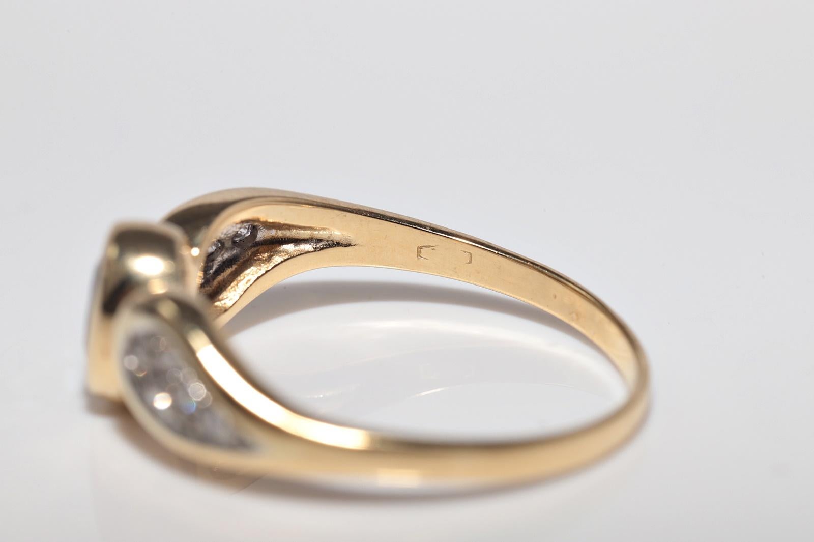 Vintage CIRCA 1980s 18k Gold Natürlicher Diamant und Saphir im Ovalschliff Ring im Angebot 5