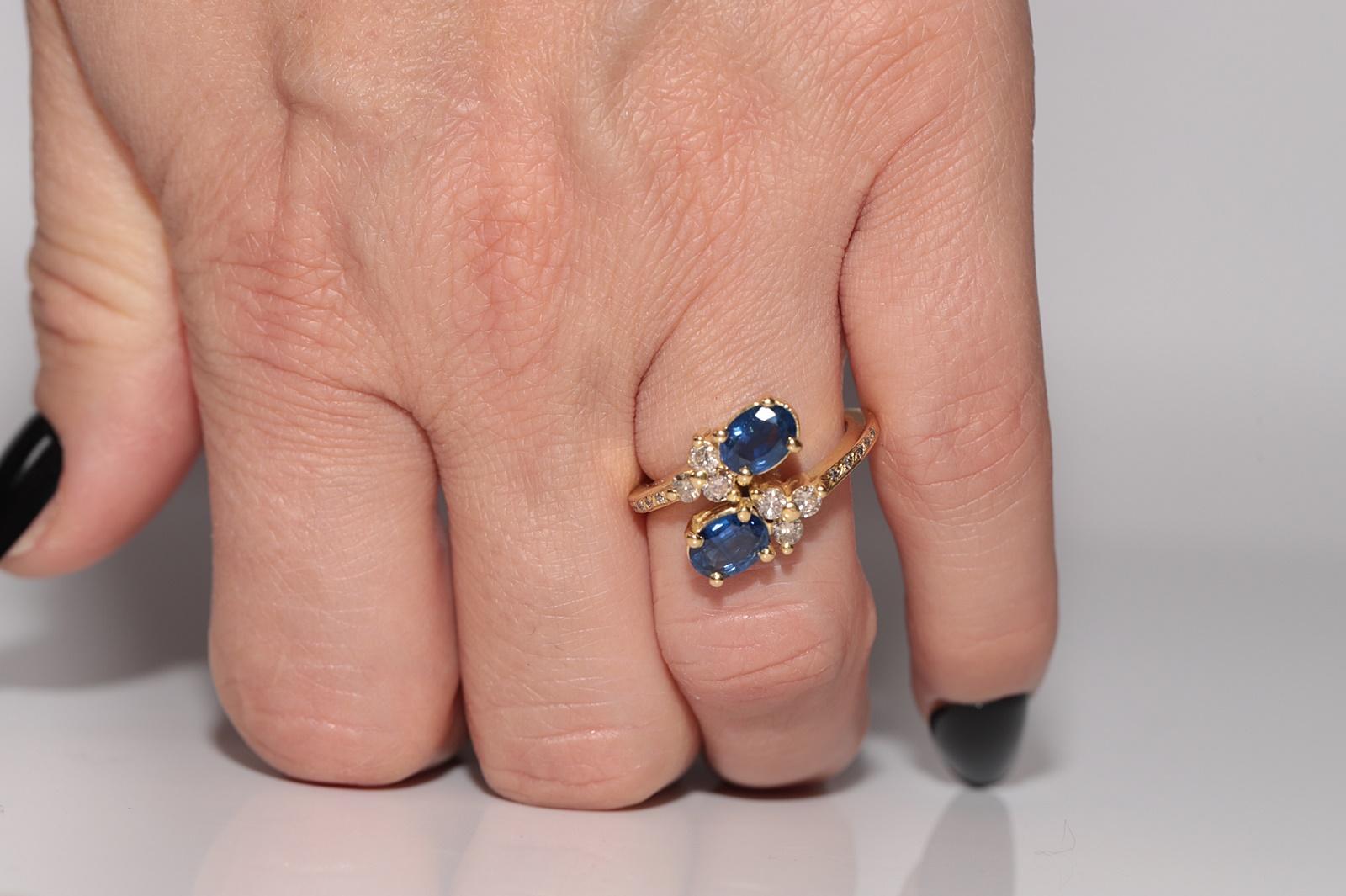 Anello in oro 18k con diamanti naturali e zaffiri ovali, vintage, circa anni '80 in vendita 7