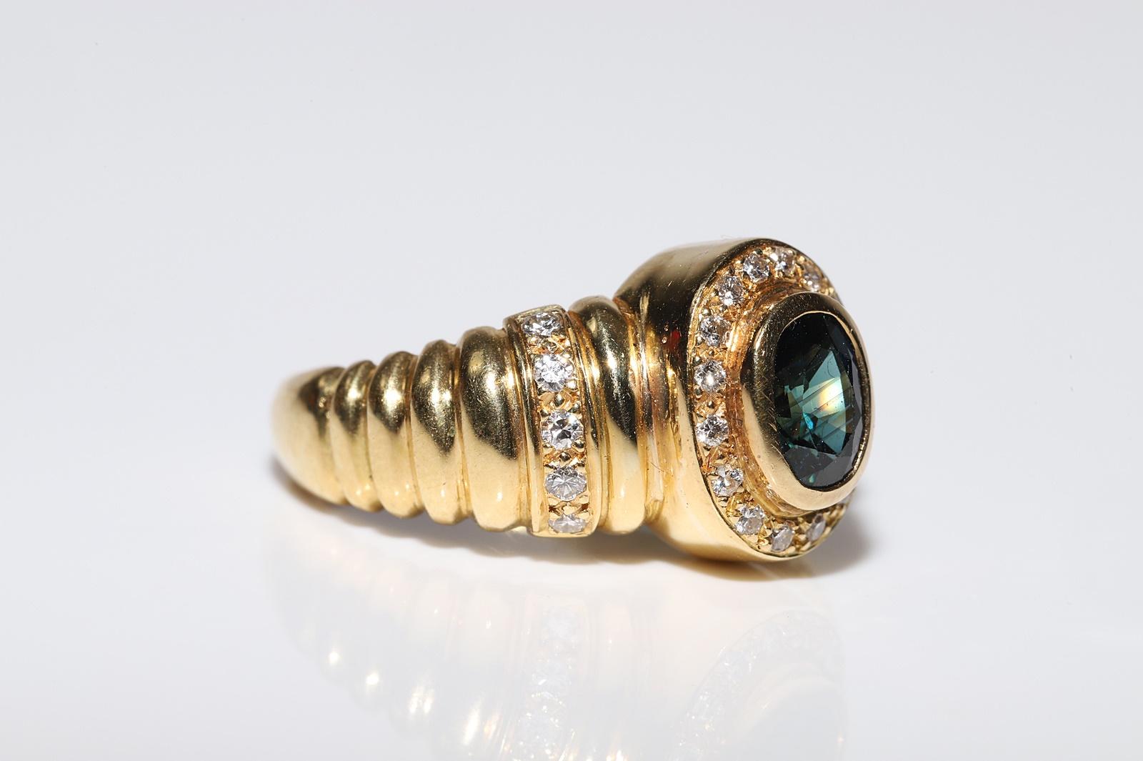 Anello in oro 18k con diamanti naturali e zaffiri ovali, vintage, circa anni '80 In condizioni buone in vendita a Fatih/İstanbul, 34
