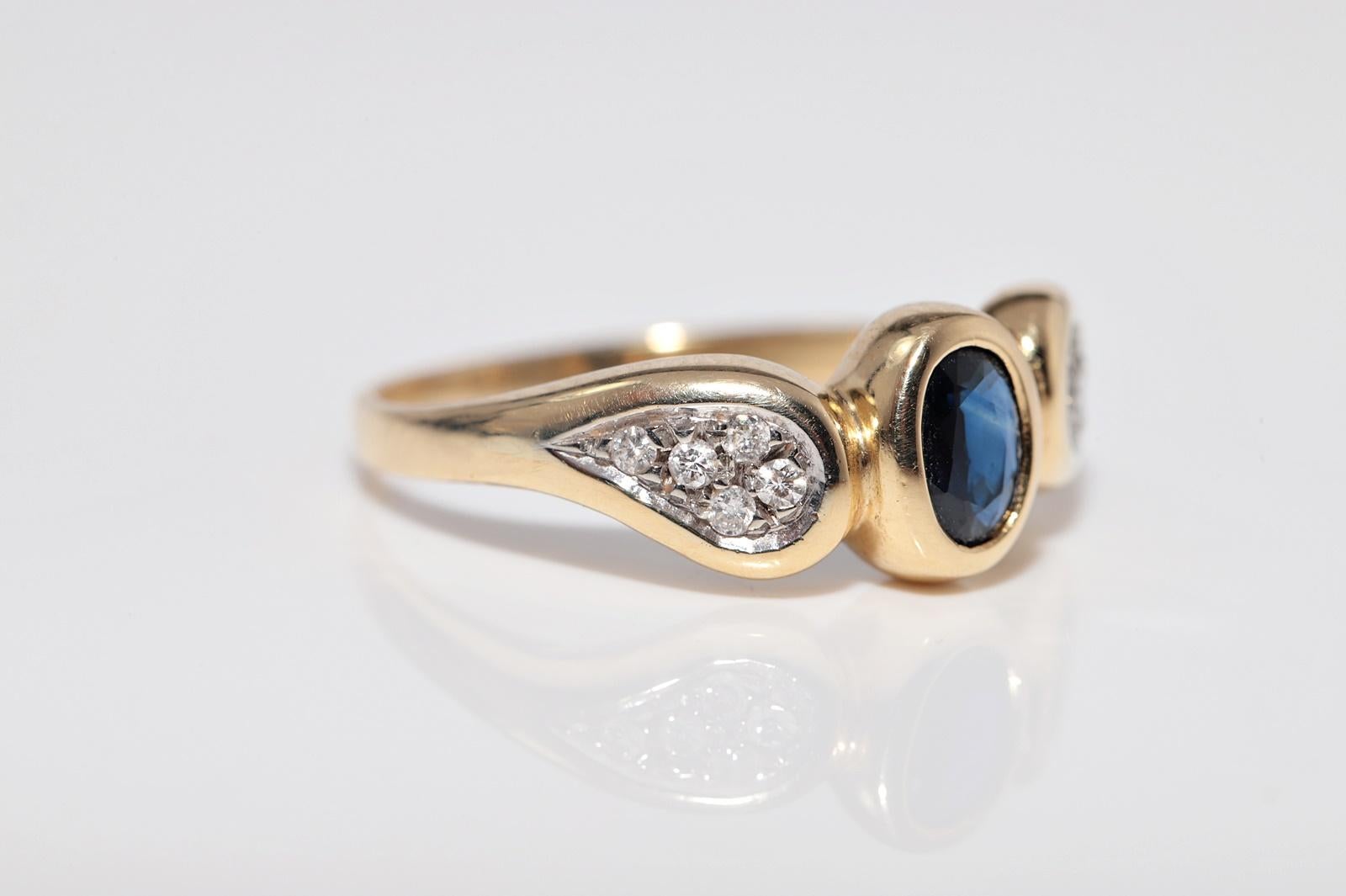 Vintage CIRCA 1980s 18k Gold Natürlicher Diamant und Saphir im Ovalschliff Ring im Angebot 1