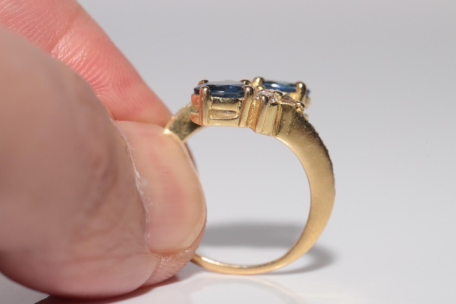 Vintage CIRCA 1980s 18k Gold Natürlicher Diamant und Saphir im Ovalschliff Ring im Angebot 1