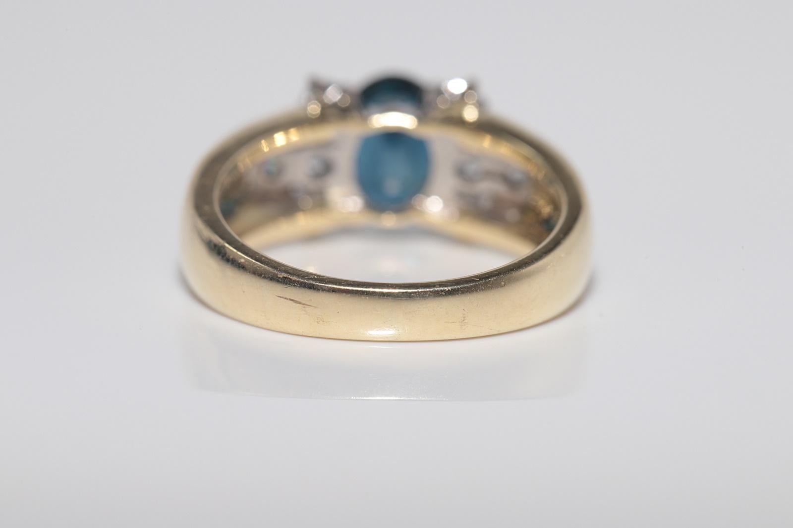 Vintage CIRCA 1980s 18k Gold Natürlicher Diamant und Saphir im Ovalschliff Ring im Angebot 2