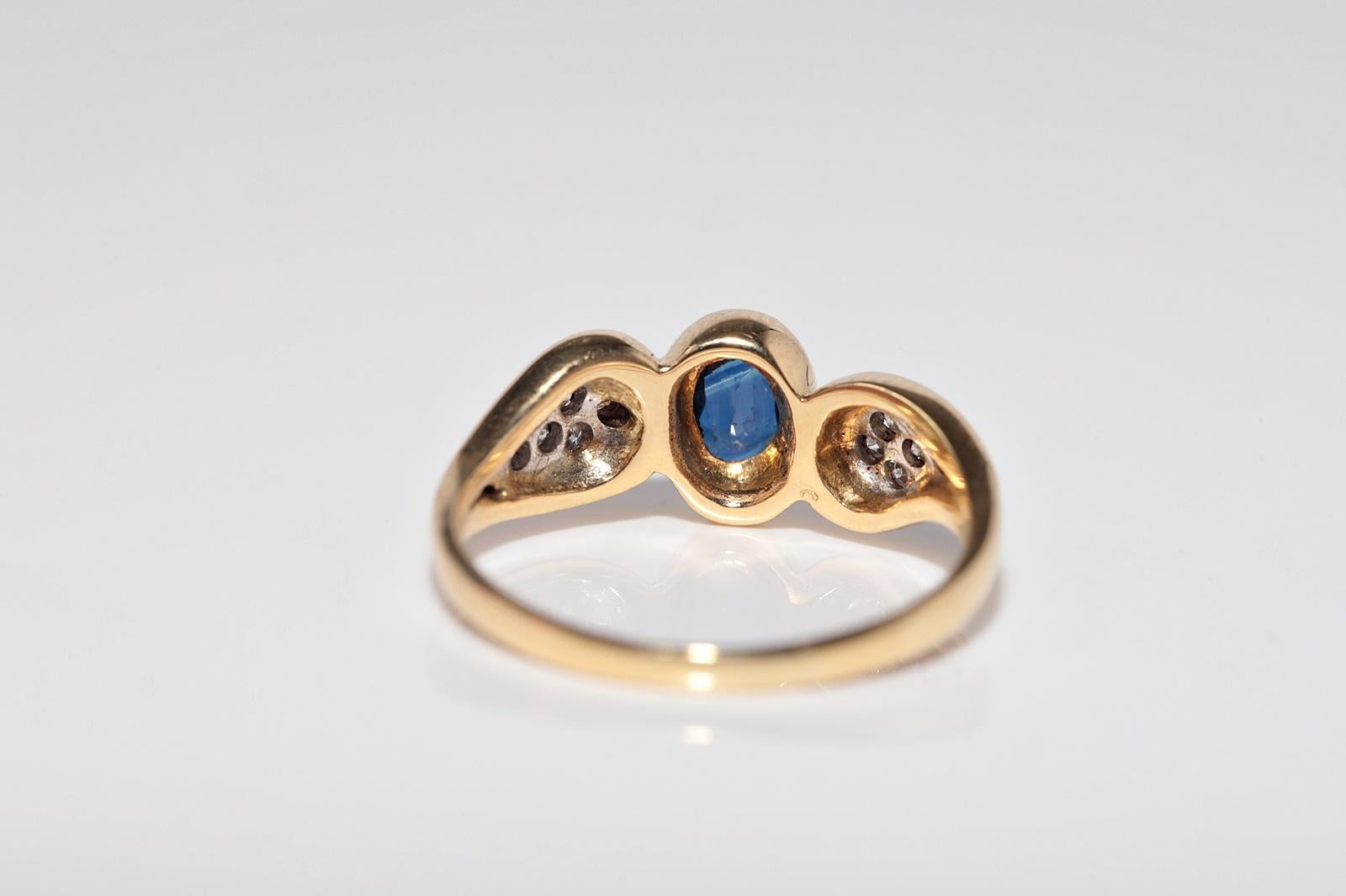 Vintage CIRCA 1980s 18k Gold Natürlicher Diamant und Saphir im Ovalschliff Ring im Angebot 3