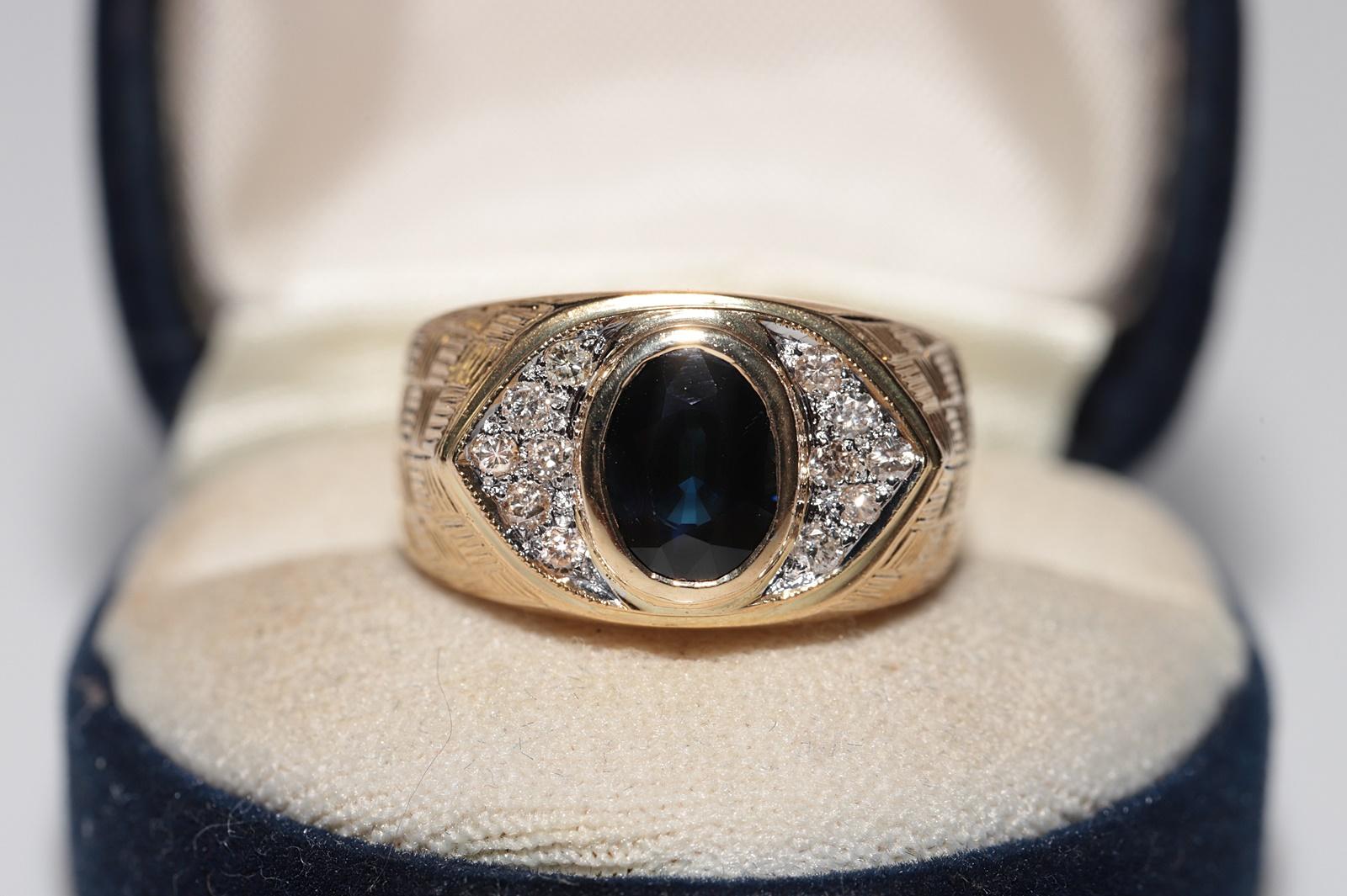 In ottime condizioni.
Il peso totale è di 10 grammi.
Totalmente è un diamante da 0,40 ct.
Il diamante ha colore I e purezza vs-s1.
La misura dell'anello è US 9.75
Totalmente è uno zaffiro da 2.16 ct.
Per qualsiasi domanda, contattaci.
