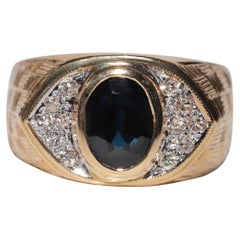 Vintage Circa 1980s 18k Gold Natural Diamond And Oval Cut Sapphire Tank Ring