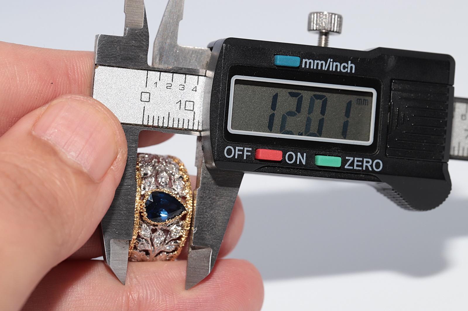 Vintage Circa 1980s 18k Gold Natural Diamond And Pear Cut Sapphire Ring For Sale 6