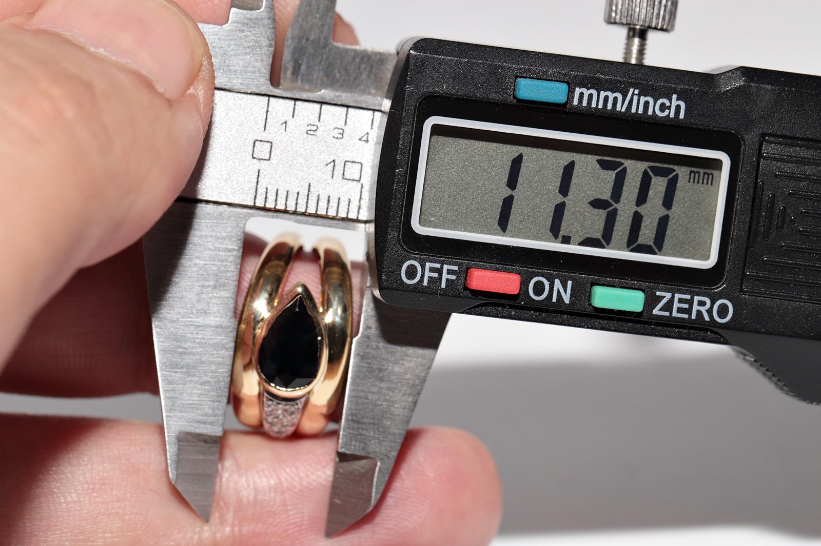 Vintage Circa 1980er Jahre 18k Gold natürlicher Diamant und Birne  Schnitt  Saphir-Schlangenring im Angebot 4