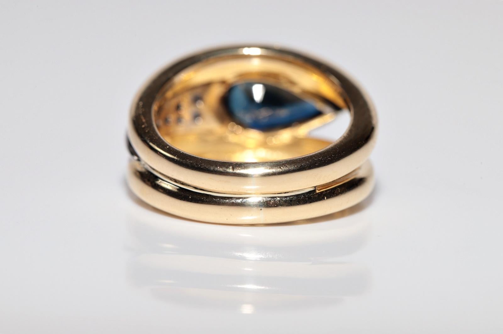 Vintage Circa 1980s 18k Gold Natural Diamond And Pear  Cut  Sapphire Snake Ring For Sale 7