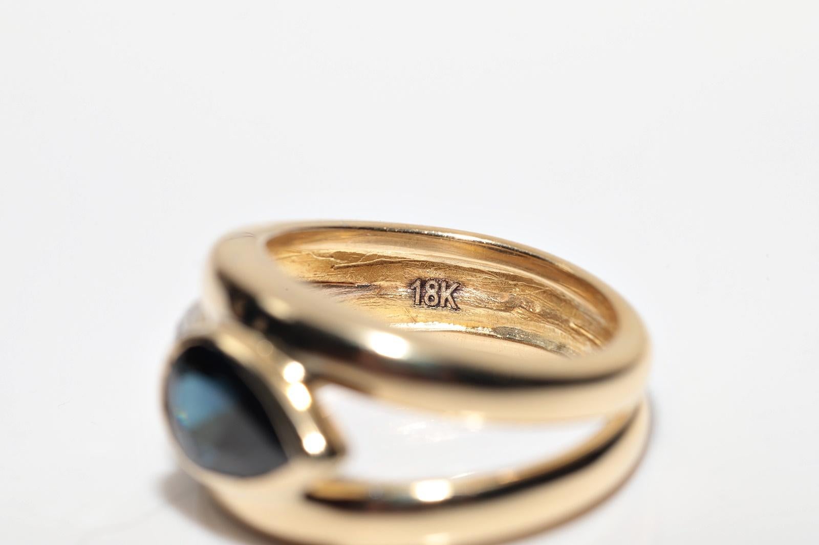 Vintage Circa 1980s 18k Gold Natural Diamond And Pear  Cut  Sapphire Snake Ring For Sale 2