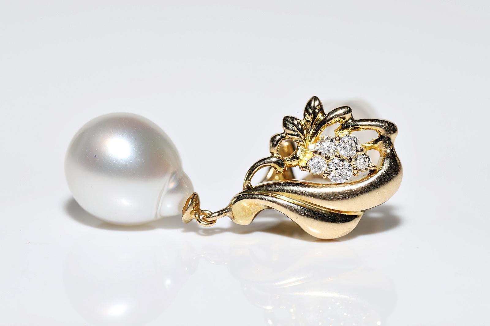 Vintage Circa 1980s 18k Gold Natural Diamond And Pearl  Decorated Drop Earring For Sale 5