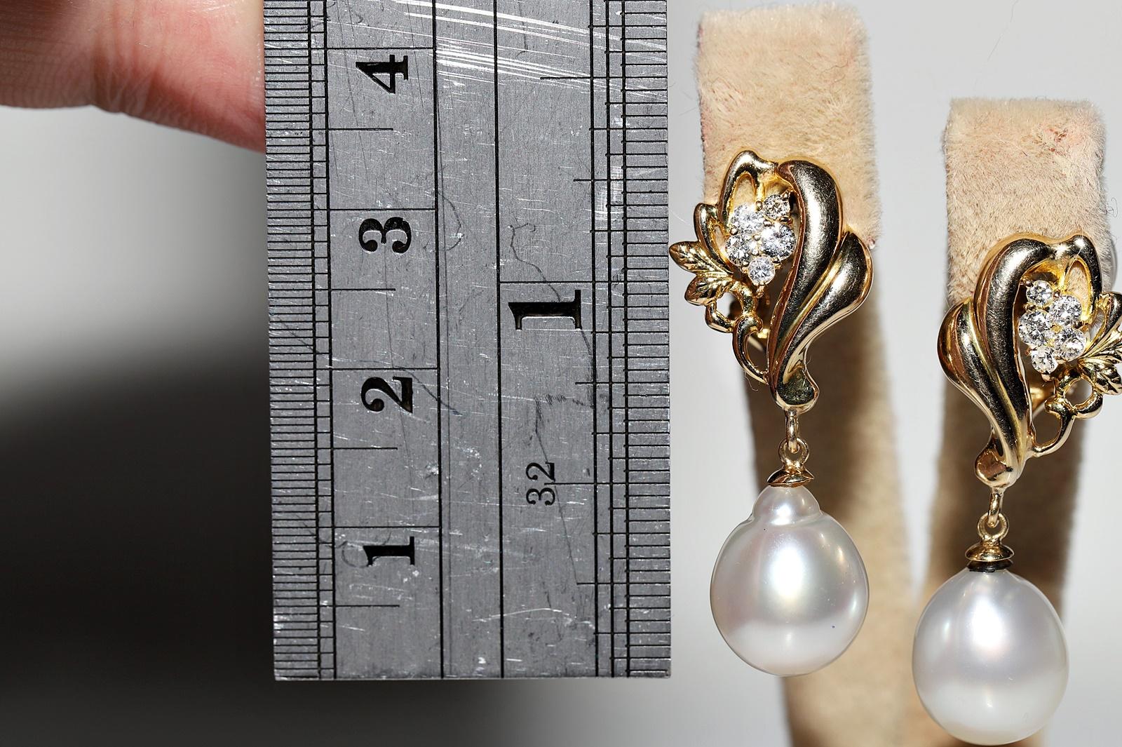 Vintage Circa 1980er Jahre 18k Gold natürlicher Diamant und Perle  Verzierter Tropfenohrring (Retro) im Angebot