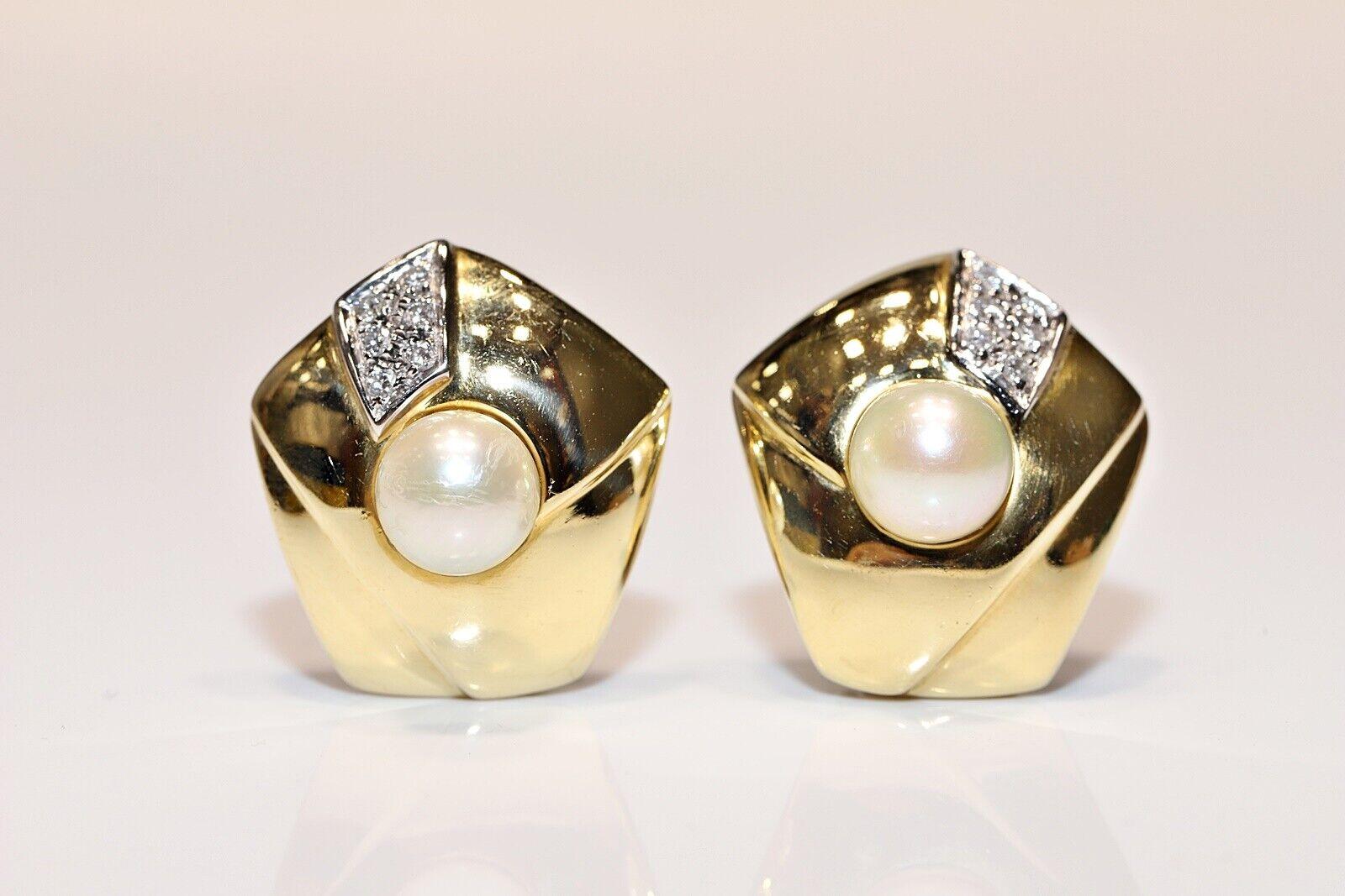 Vintage Circa 1980er Jahre 18k Gold natürlicher Diamant und Perle Dekorierter Ohrring im Angebot 3