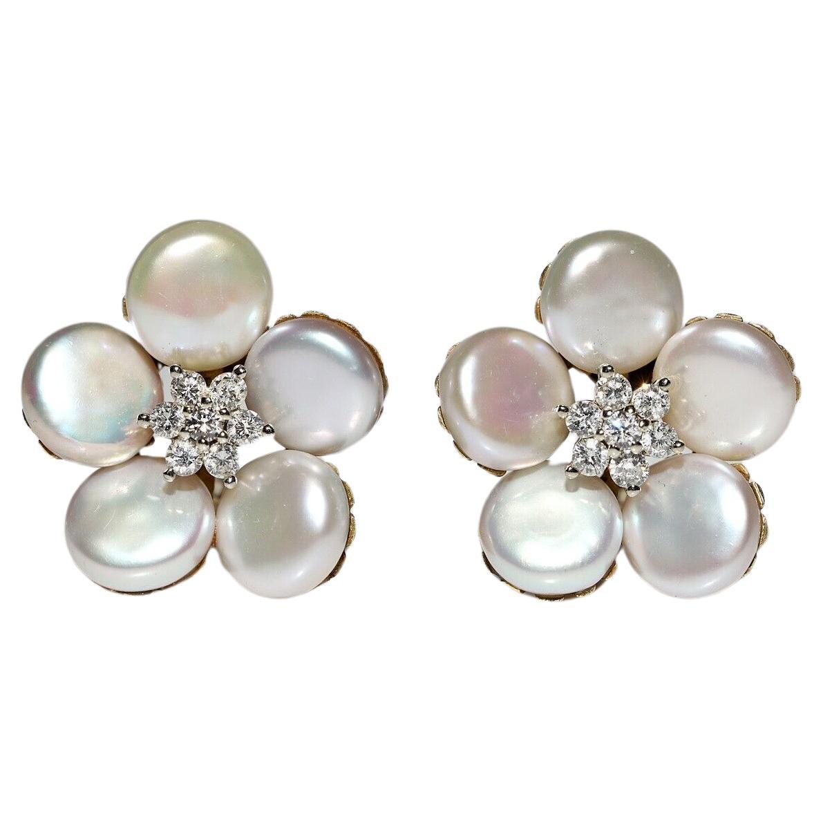 Vintage Circa 1980 Boucles d'oreilles en or 18k ornées de diamants naturels et de perles