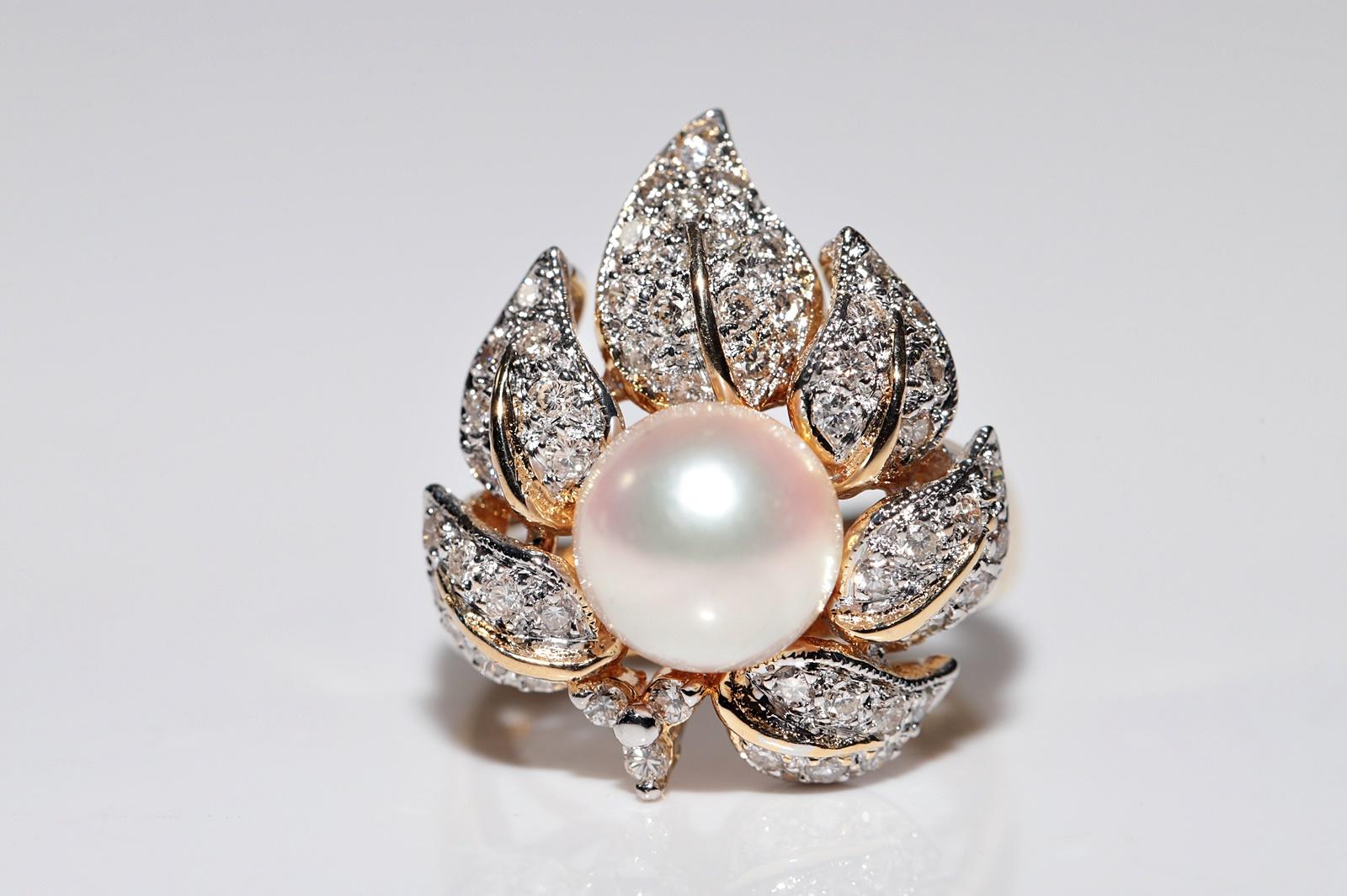 Retro Vintage Circa 1980s 18k Gold Natural Diamond And Pearl Flowers Ring For Sale