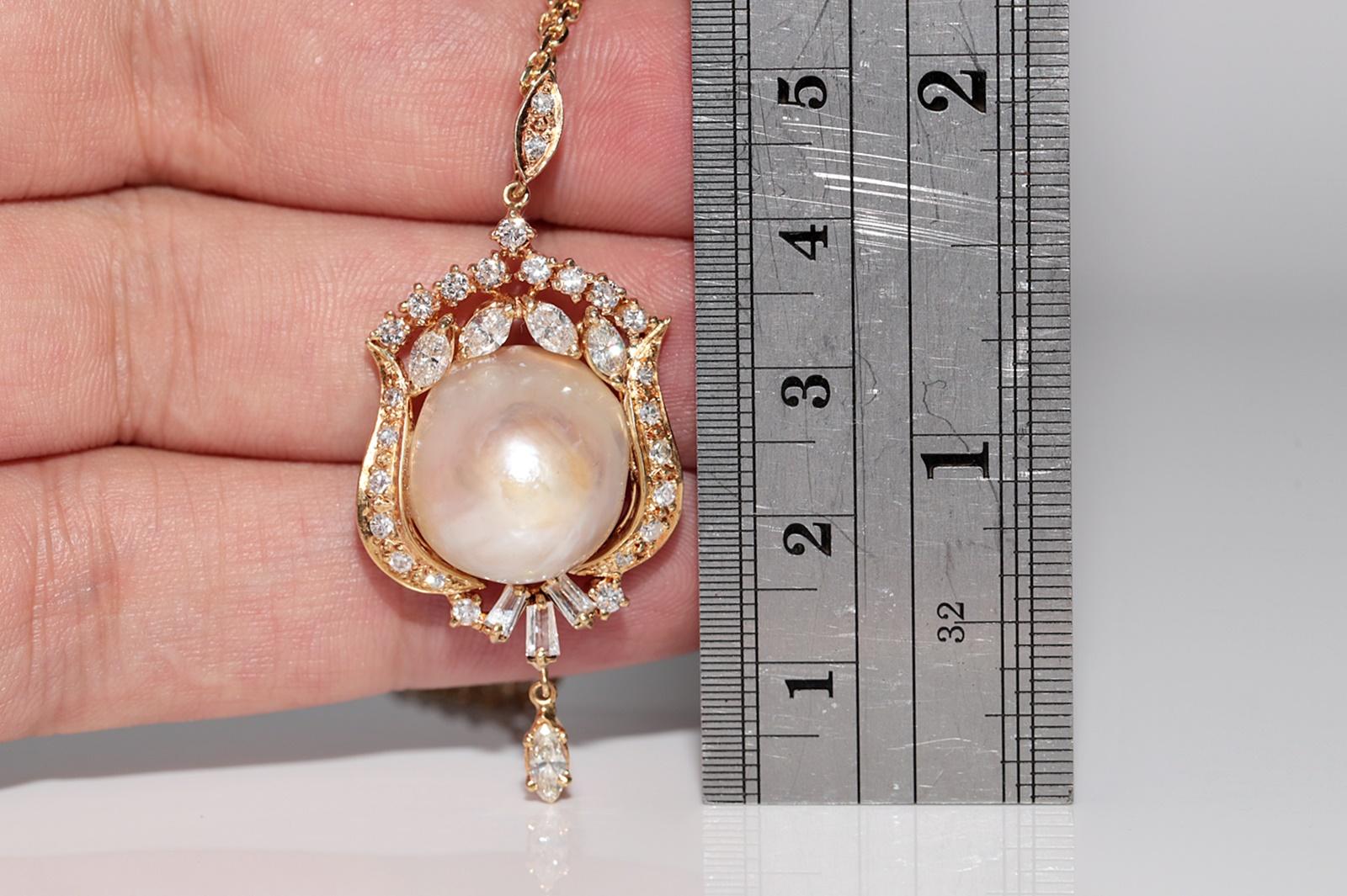 In ottime condizioni.
Il peso totale è di 13,8 grammi.
Il diamante è di circa 2 carati.
Il diamante ha un colore H e una purezza vvs-vs-s1.
La lunghezza totale della catena è di 45 cm.
Per qualsiasi domanda, contattaci.