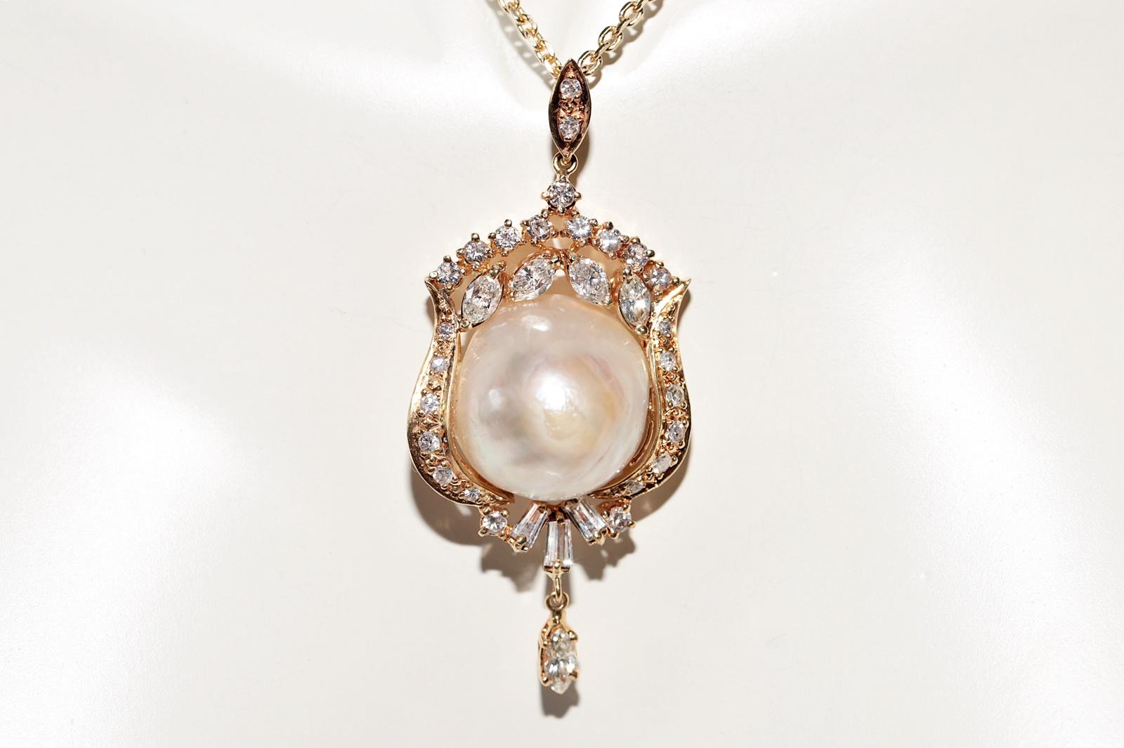 Taglio brillante Collana con ciondolo di diamanti naturali e perle in oro 18 carati CIRCA 1980 in vendita