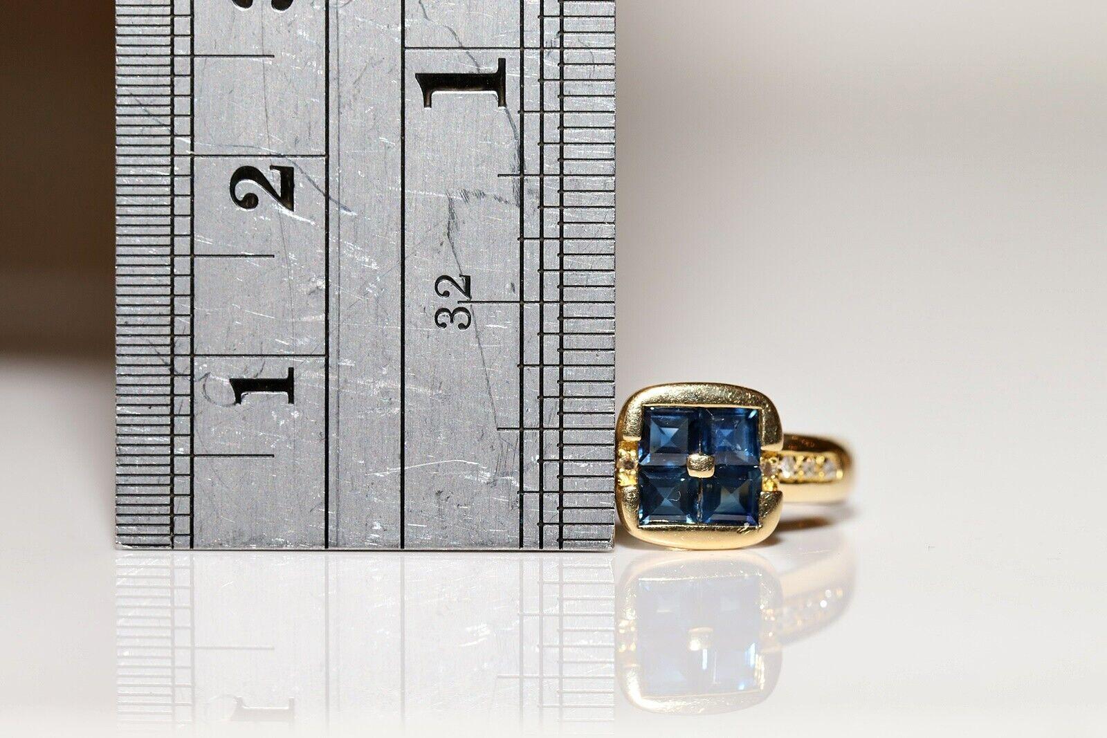 Women's Vintage Circa 1980s 18k Gold Natural Diamond And Princess Cut Sapphire Ring For Sale
